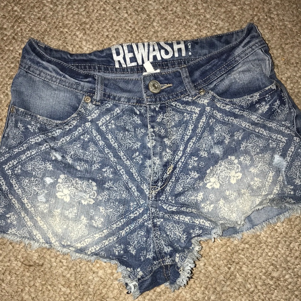 Sexy high waisted shorts